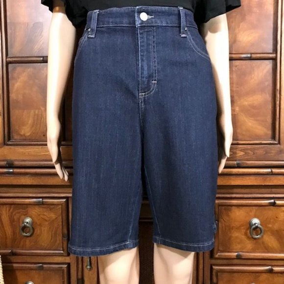 Lee Oxford Relaxed Fit Cotton Blend Bermuda Short - Picture 1 of 11